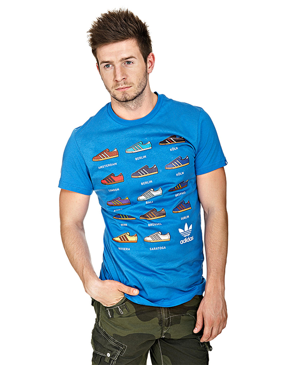 Sneakers T-shirt