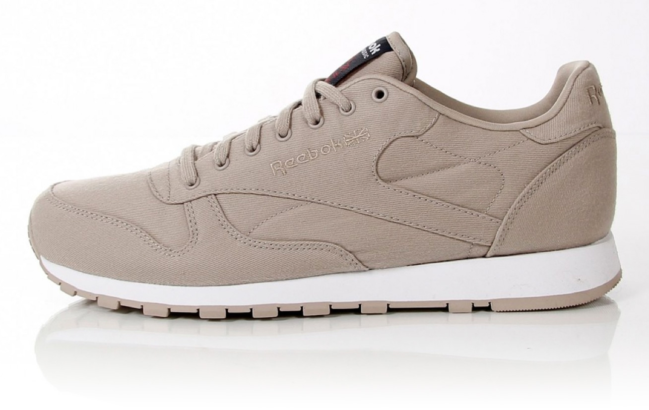 reebok-classic-clean-sand