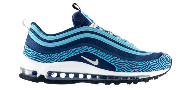 blue air max pack