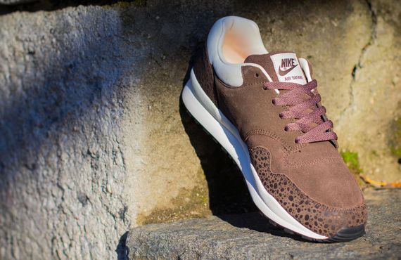 Nike Air Safari Leather - Brown