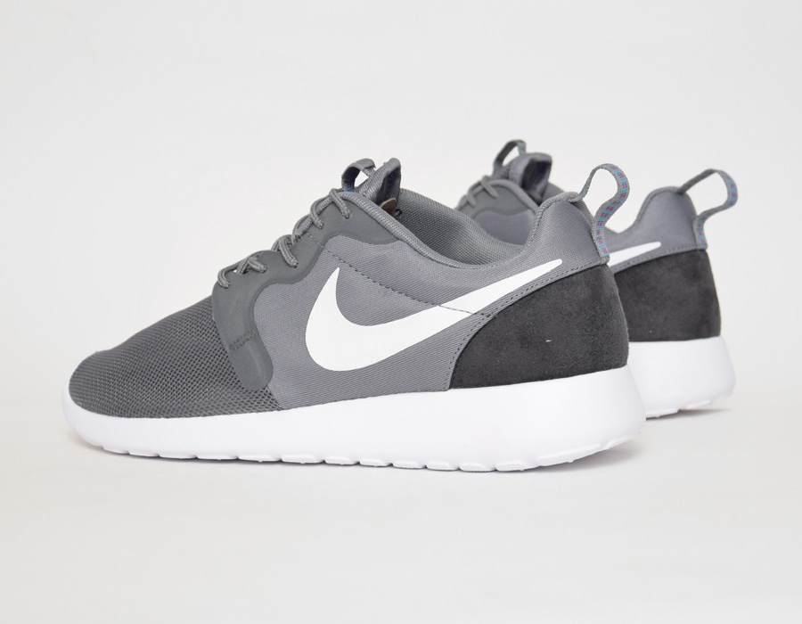 nike roshe hyperfuse grey