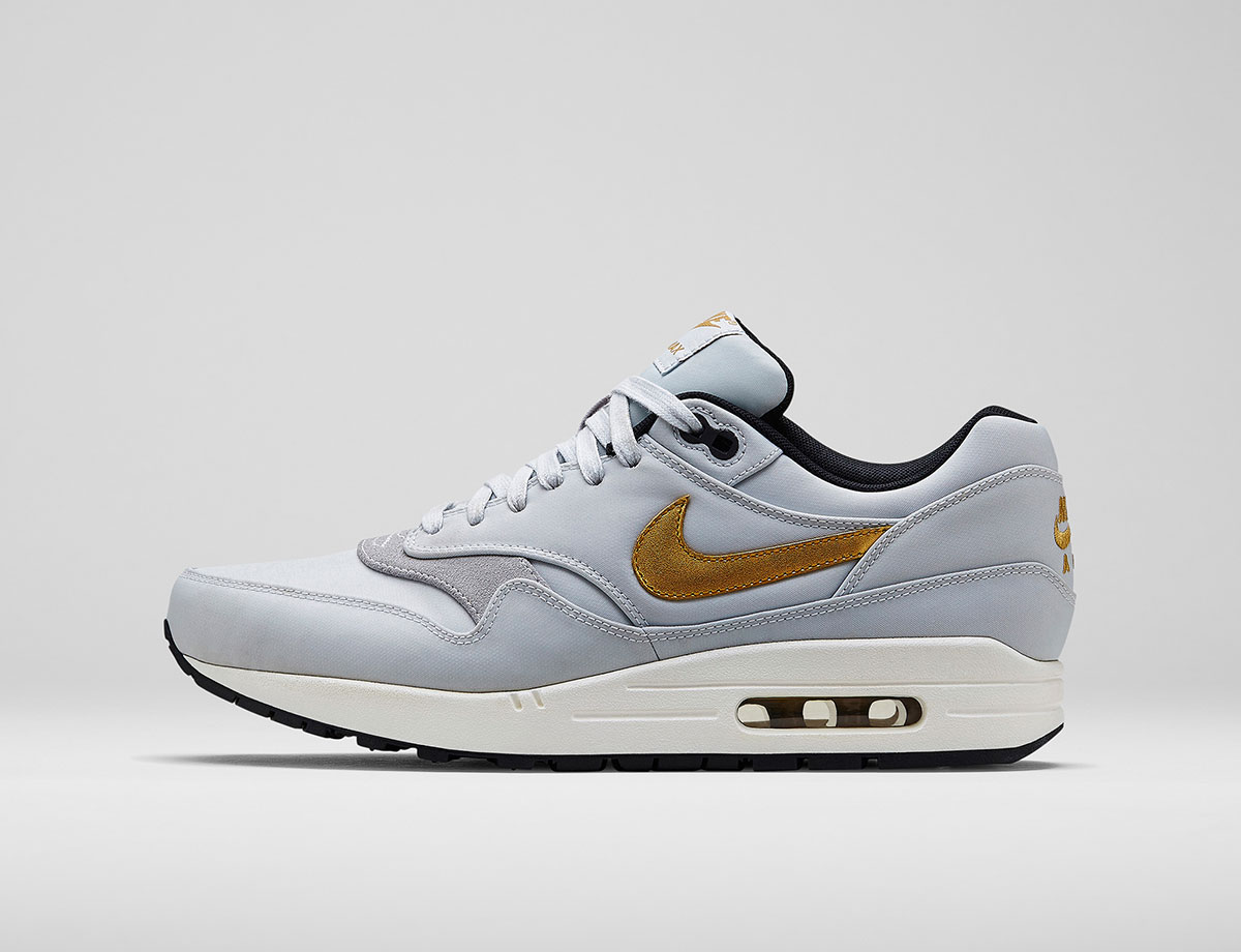 Nike Air Max 1 - Nike Gold Hypervenom Collection