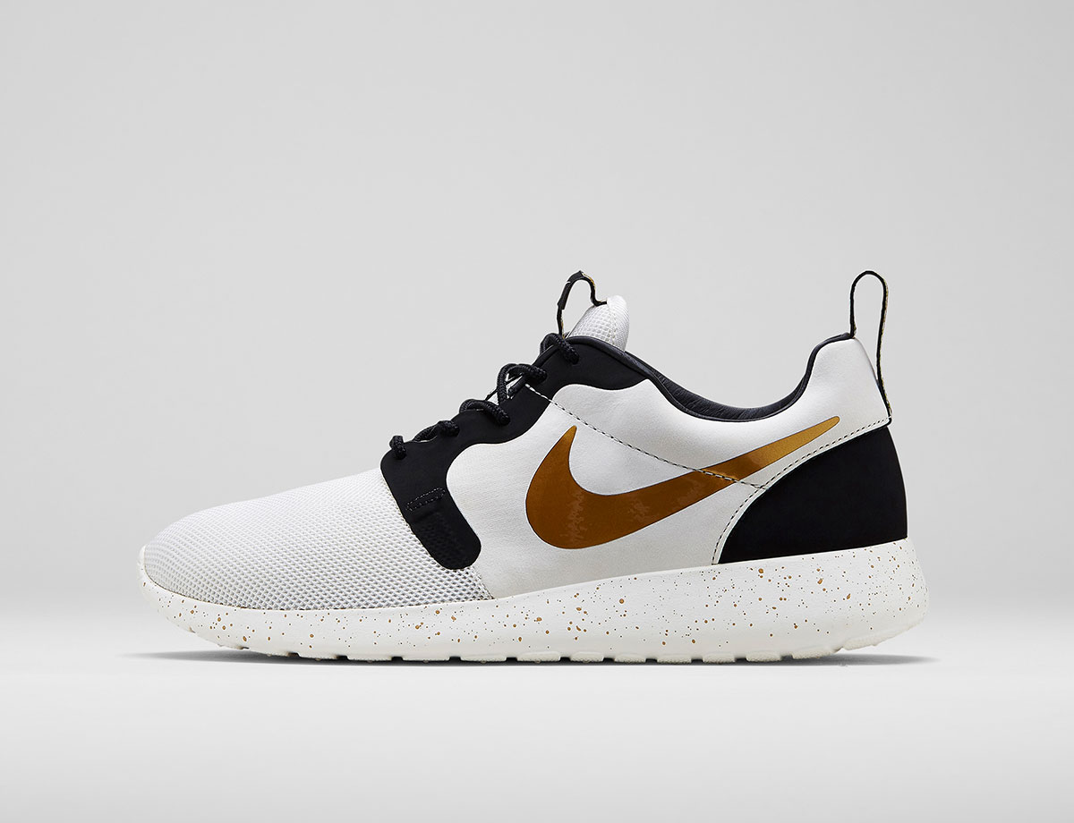 Nike Roshe Run Hyperfuse - Nike Gold Hypervenom Collection