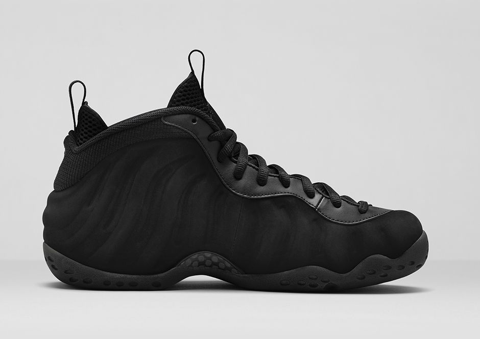 Nike Air Foamposite One Triple Black