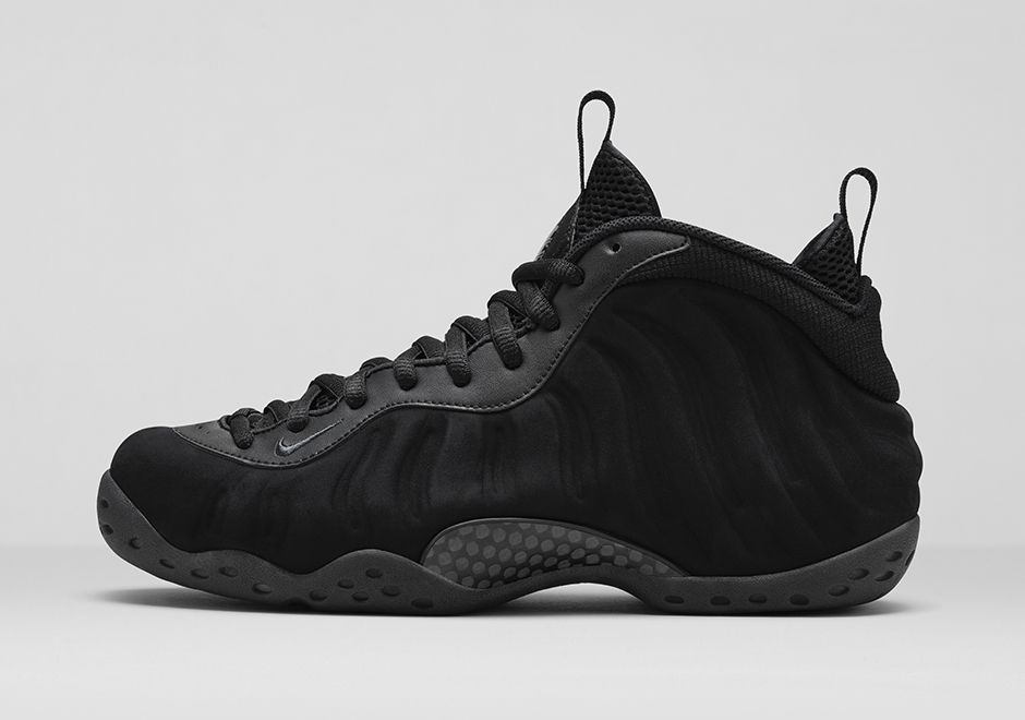 Nike Air Foamposite One Triple Black