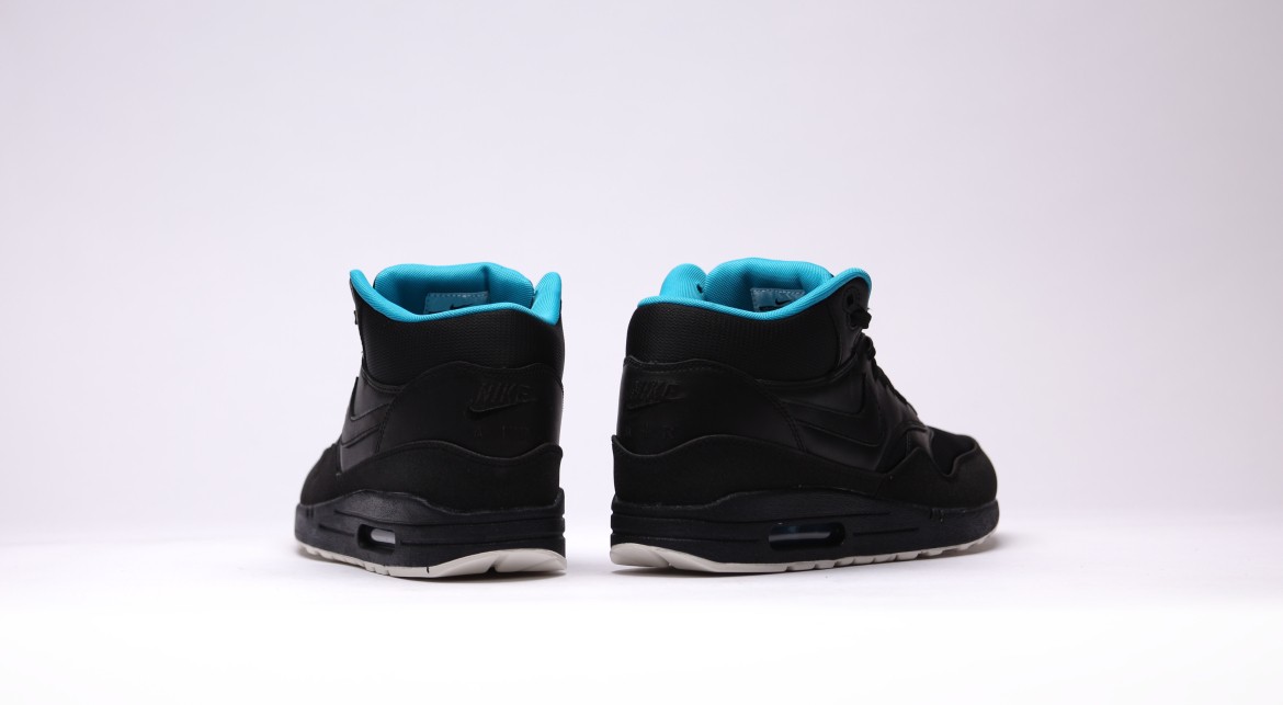 Nike-Air-Max-1-Mid-FB-Cristiano-Ronaldo-03-coolsneakers