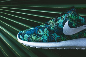 Nike Roshe Run Floral Print