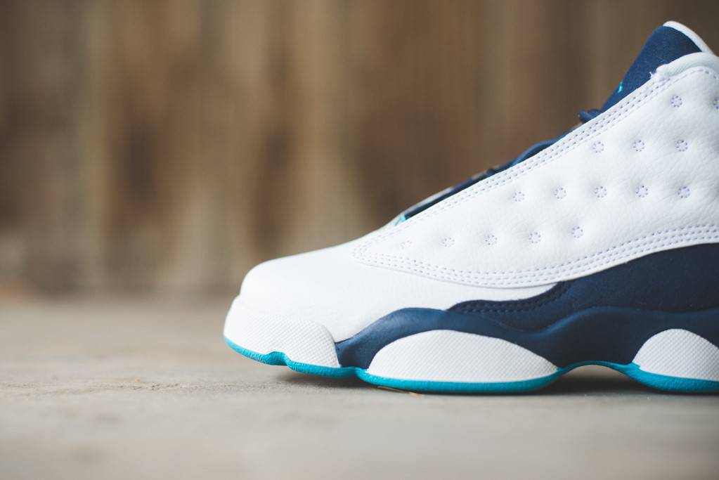 Nike Air Jordan 13 Low 'Hornets'