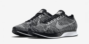 Nike Flyknit Racer Oreo 2