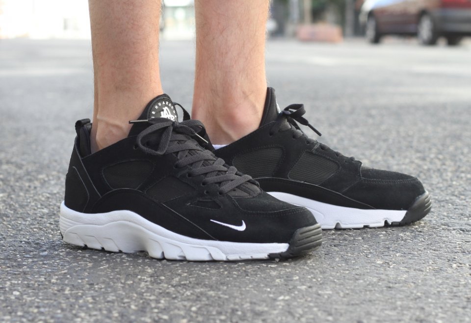 Nike Air Huarache Low Black