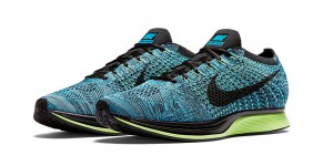 Nike Flyknit Racer Blue Gacko