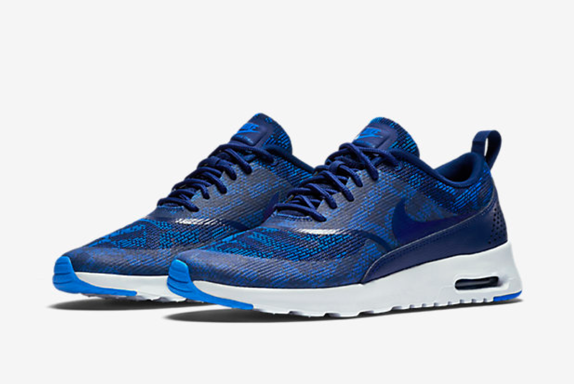 Nike-Air-Max-Thea-Jacquard-deep-royal-blue-01-coolsneakers