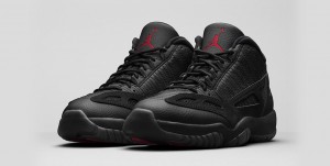 Nike Air Jordan 11 Retro Low Black Cat