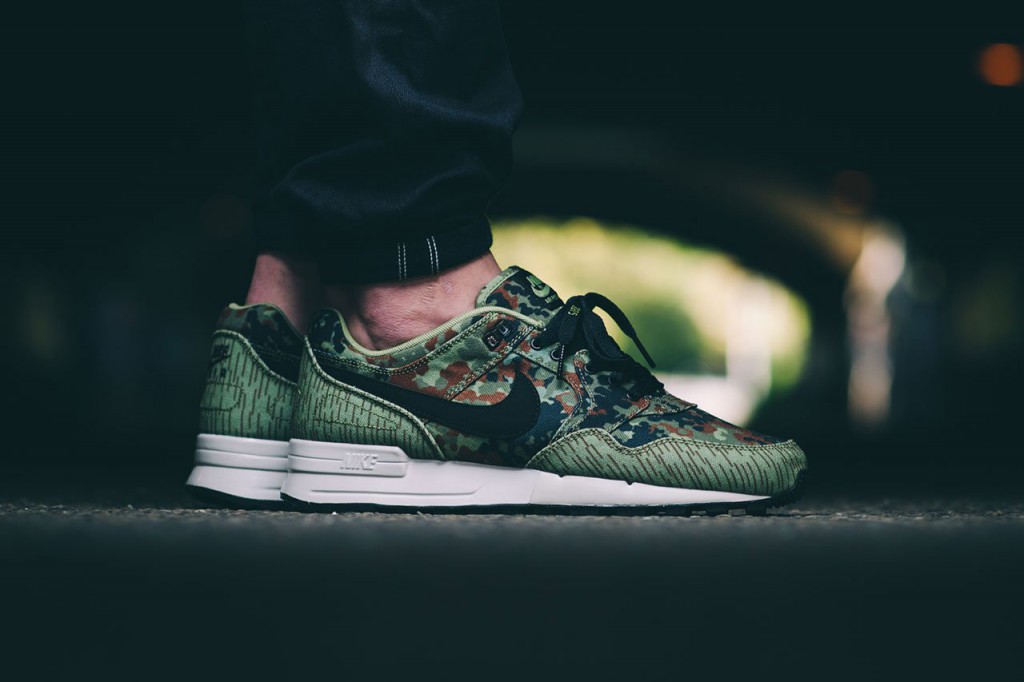 Nike Air Pegasus 89 German Reunification