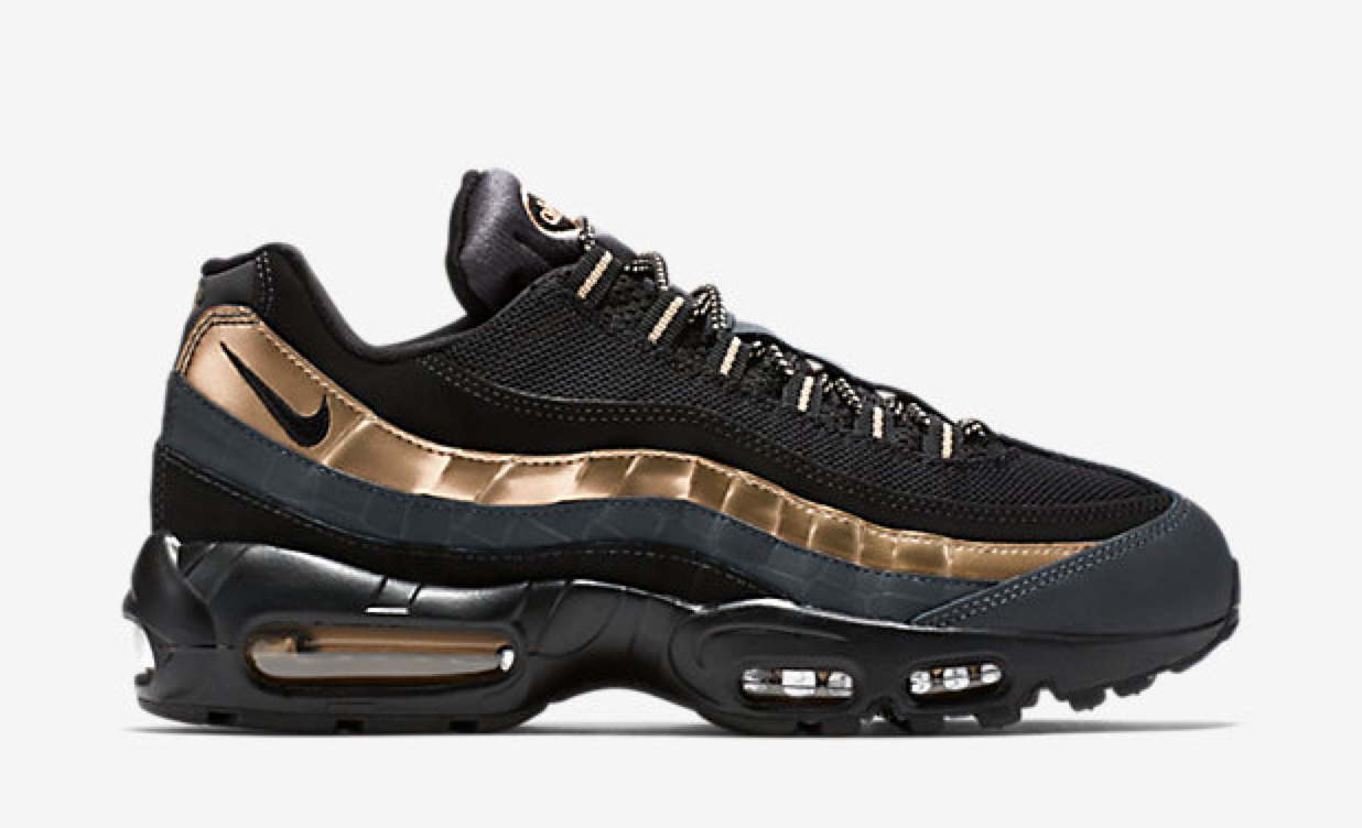 black and gold air max