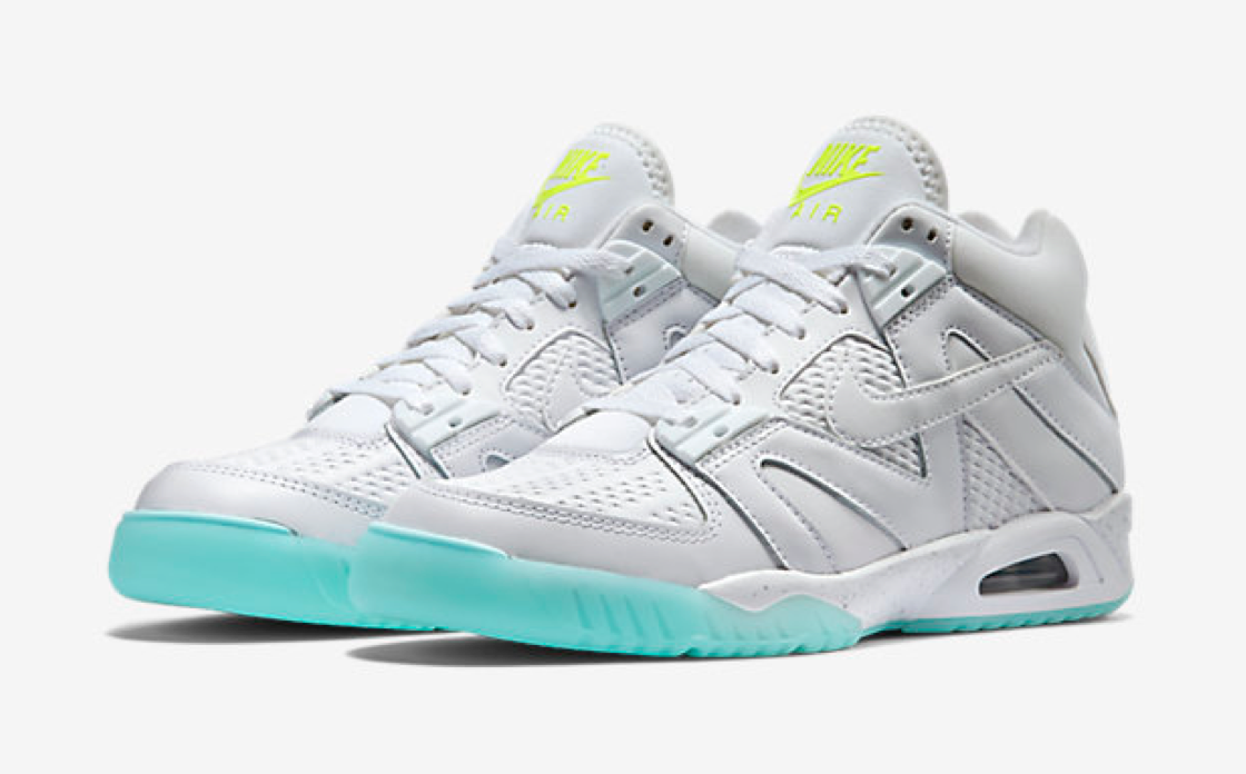 Nike Air Tech Challenge III