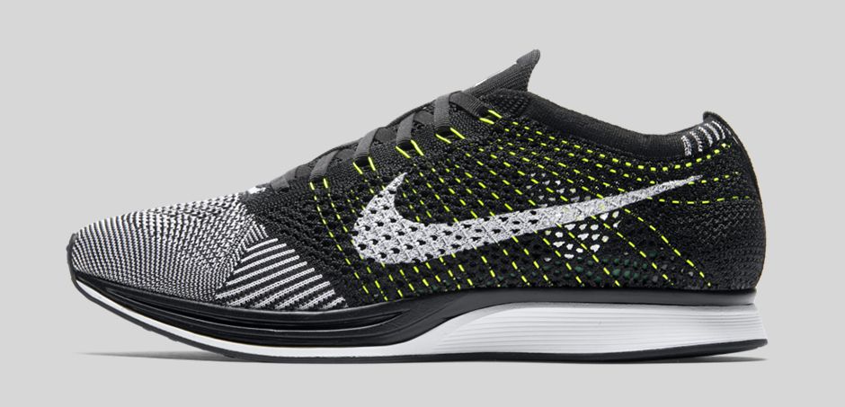 Nike Flyknit Racer Black White