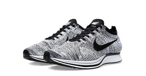 Nike Flyknit Racer OREO