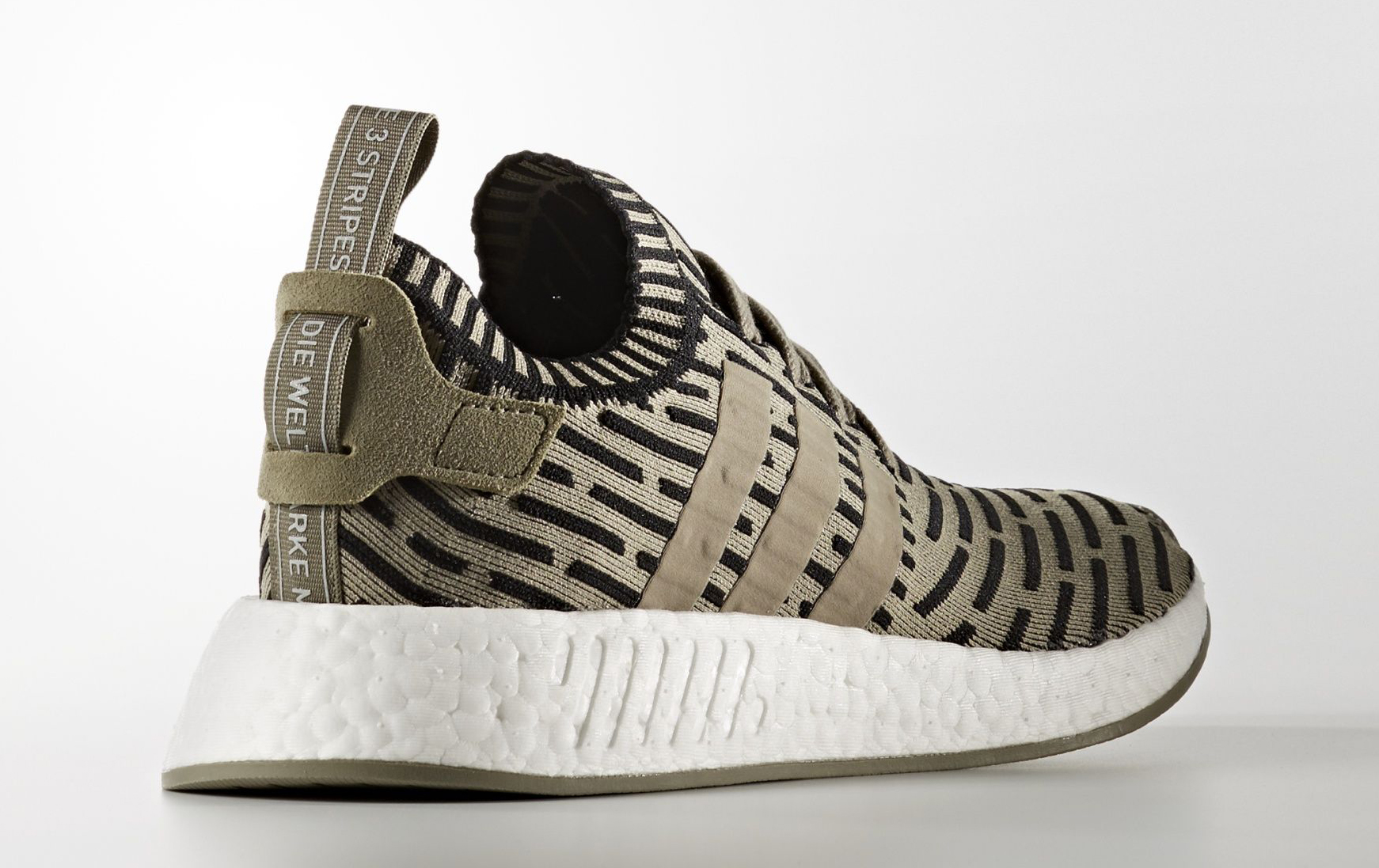 Adidas NMD R2 Primeknit Olive