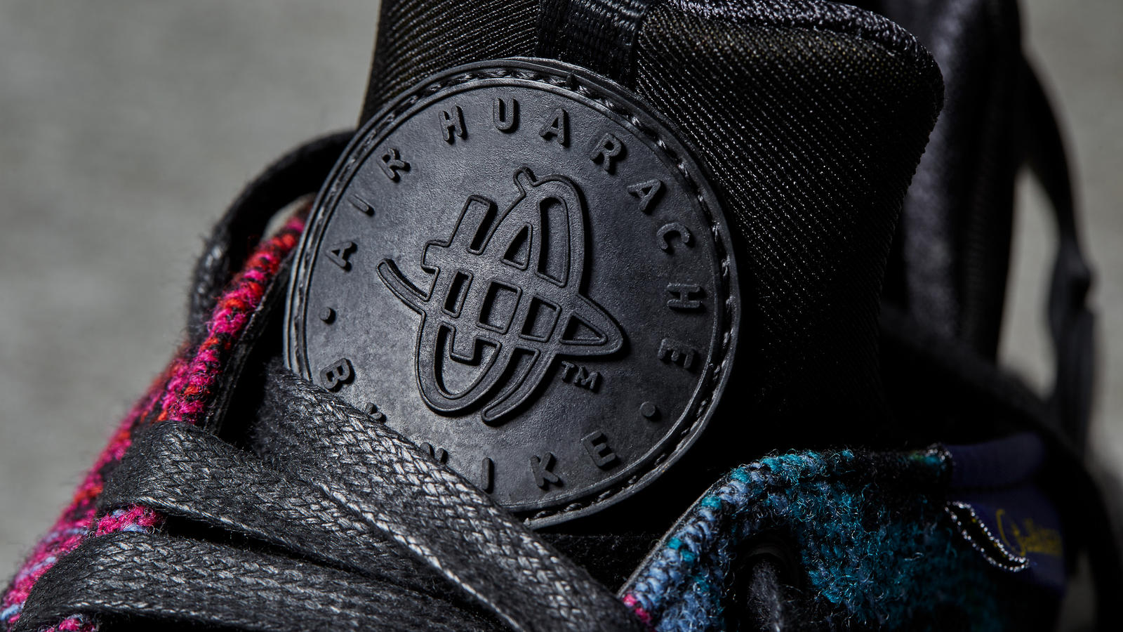 Nike Air Huarache Premium iD Pendleton