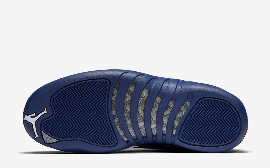 nike-air-jordan-12-retro-deep-royal-blue-03