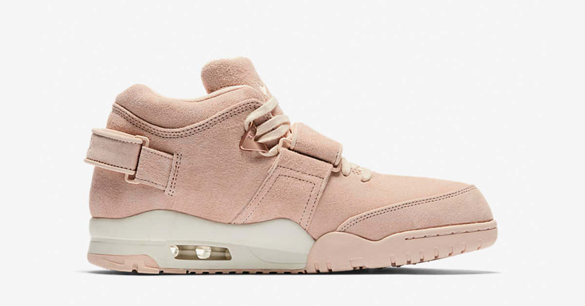 Nike Air Trainer Victor Cruz Easter