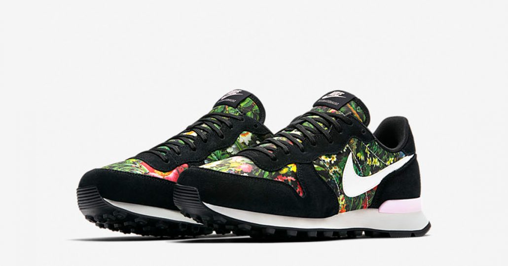 Womens Nike Internationalist Premium Spring Garden