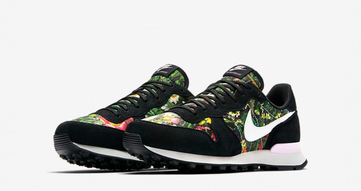 Womens Nike Internationalist Premium Spring Garden