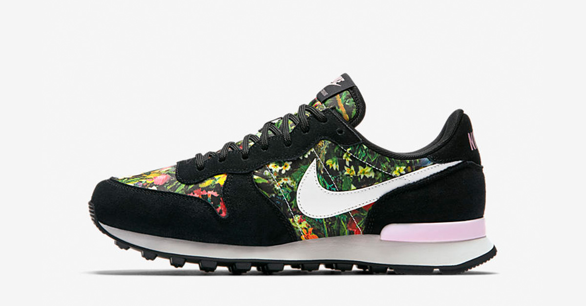 Womens Nike Internationalist Premium Spring Garden