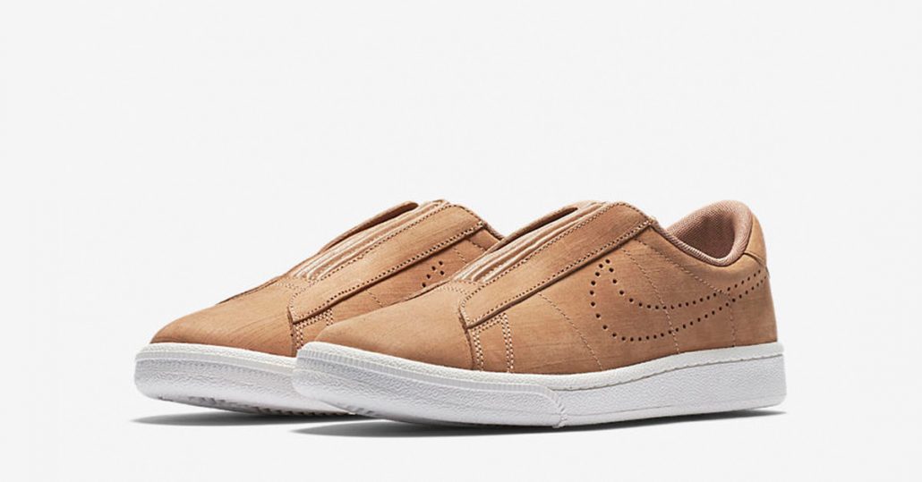 Womens Nike Tennis Classic Ease Dusted Clay