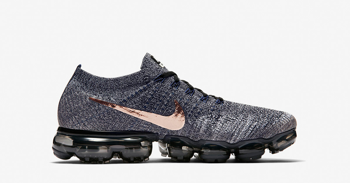 Vapormax black outlet metallic red bronze