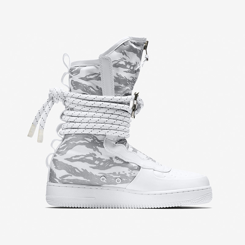 Nike Special Field Air Force 1 High Triple White AA1130-100