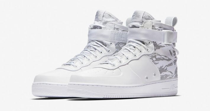 Nike Special Field Air Force 1 Mid Triple White AA1129-100