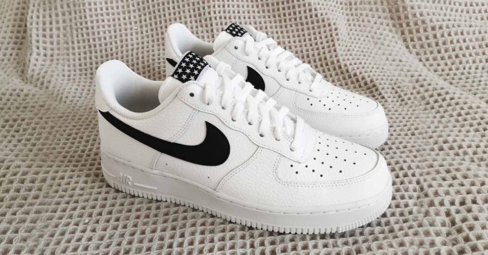 Nike Air Force 1 Sort Swoosh