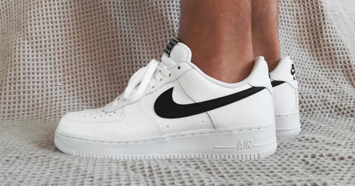 Nike Air Force 1 Sort Swoosh