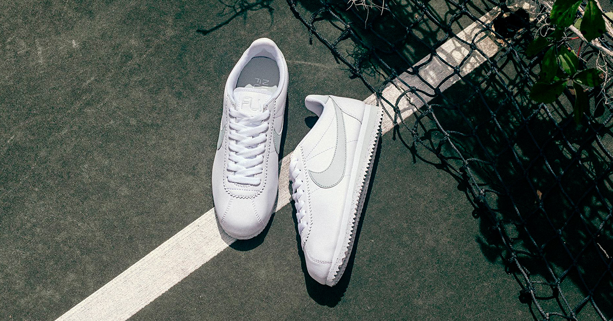 Womens Classic Cortez Flyleather White Light Silver