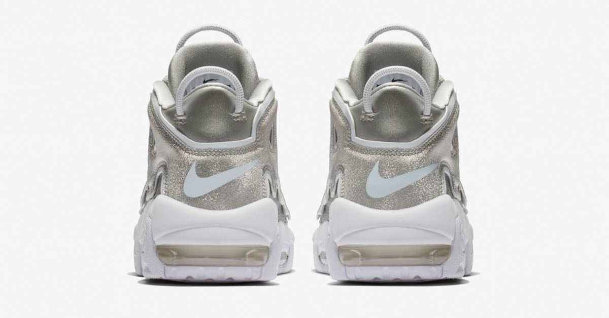 Nike-Air-More-Uptempo-Metallic-Silver-til-kvinder-05