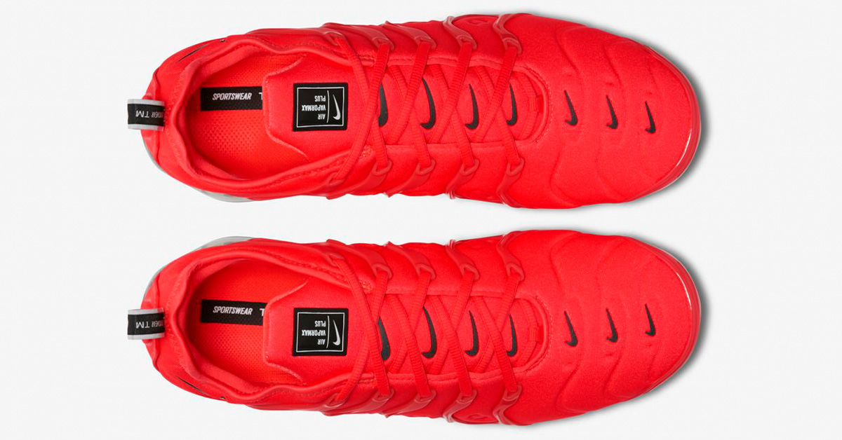 Nike-Air-Vapormax-Plus-Bright-Crimson-924453-602-06