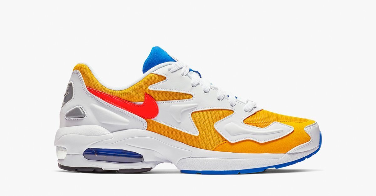 Nike Air Max2 Light University Gold