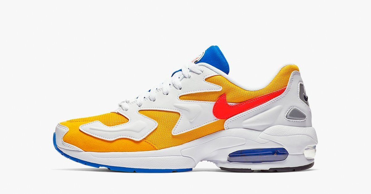 Nike Air Max2 Light University Gold