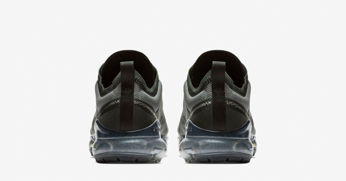 Nike-Air-VaporMax-2019-Triple-Black-AR6631-004-05