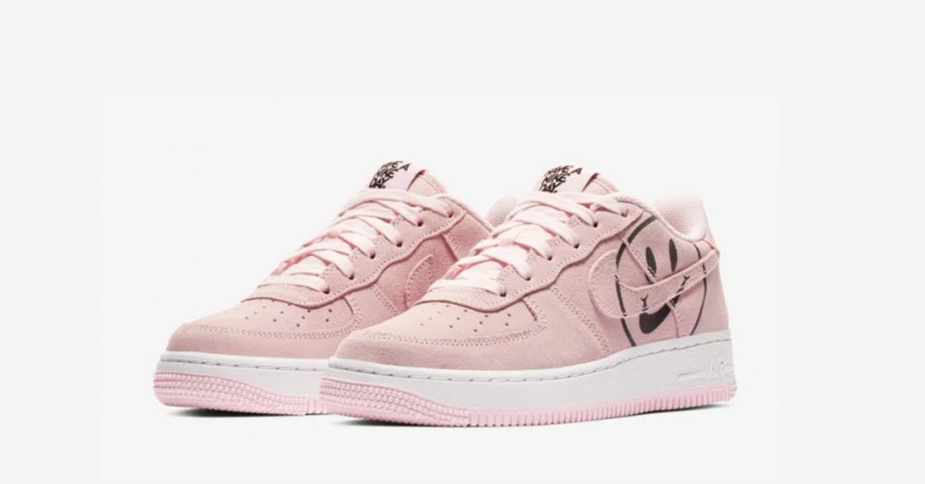 Nike Air Force 1 Low Pink Have a Nike Day GS til Børn