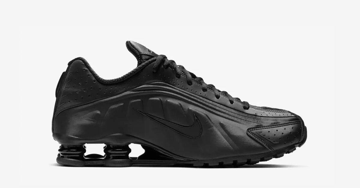 Nike Shox R4 Triple Black