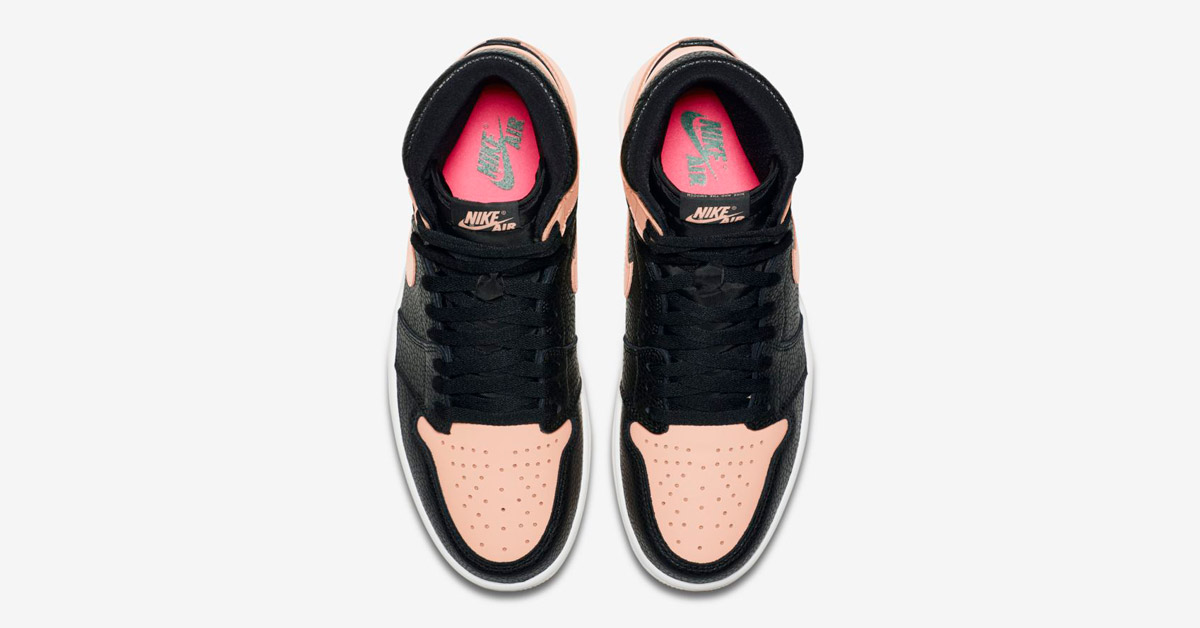 nike-air-jordan-1-crimson-tint-555088-081_04