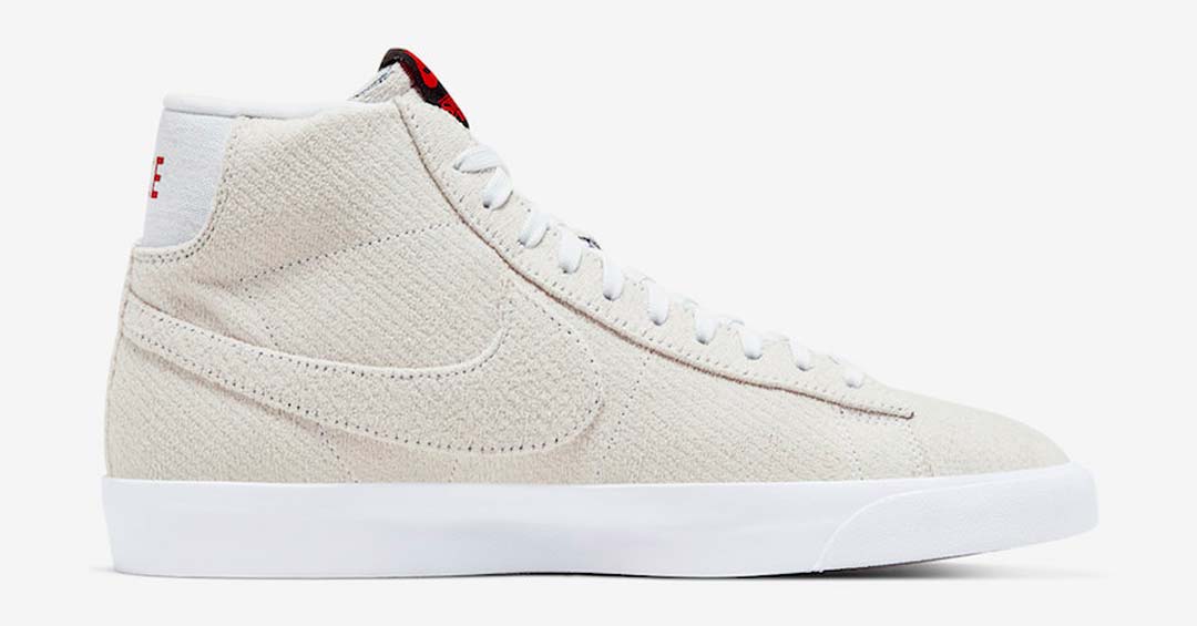 Stranger Things x Nike Blazer Upside Down CJ6102-100