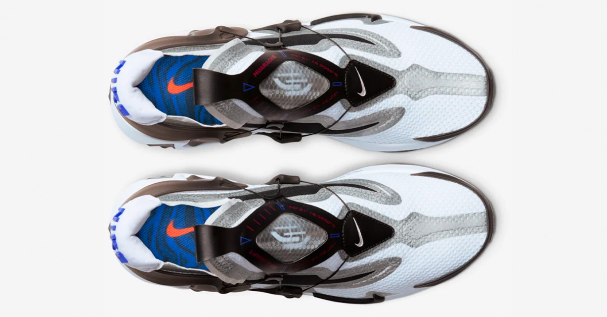 nike-adapt-huarache-hvid-sort-06