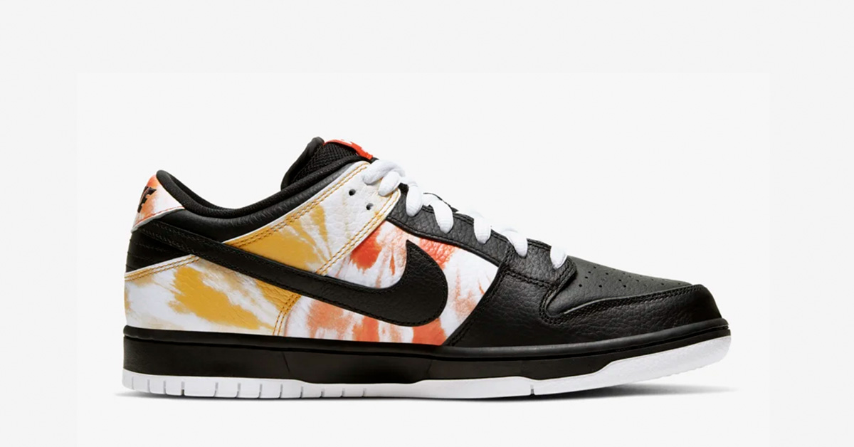 Nike SB Dunk Low Roswell Rayguns