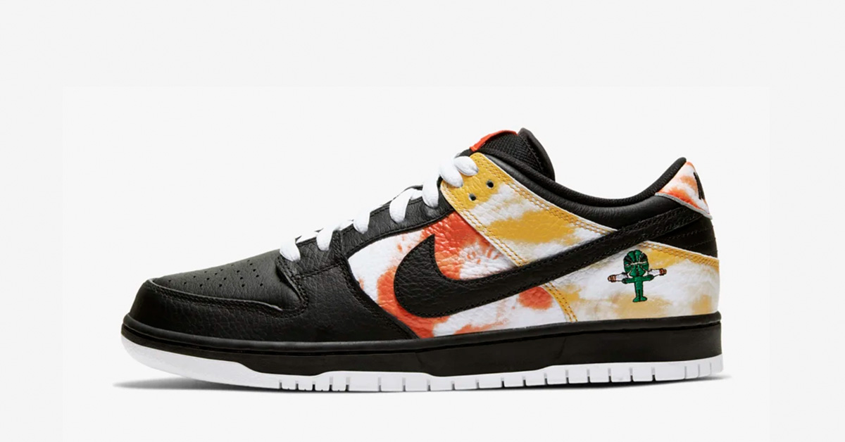 Nike SB Dunk Low Roswell Rayguns