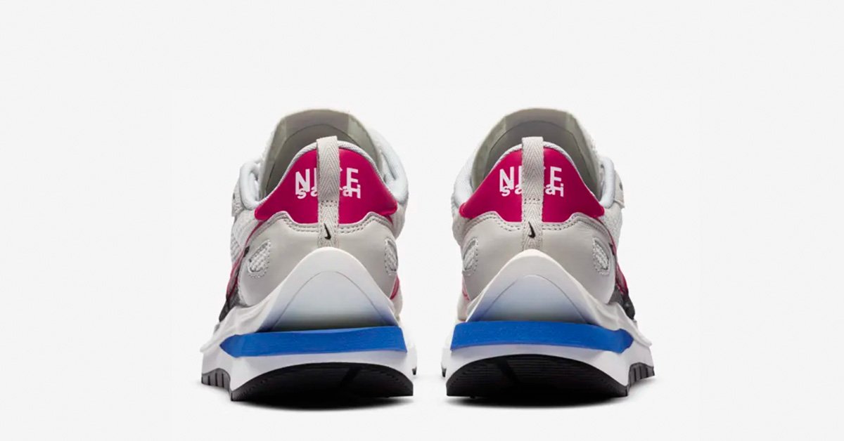 sacai-x-nike-vaporwaffle-royal-fuchsia-02