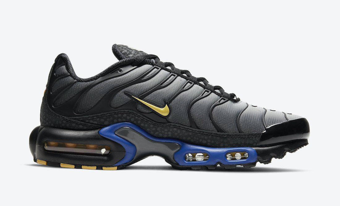 Nike-Air-Max-Plus-Kiss-My-Airs-DJ4956-001_03